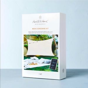 NEW!  HTF discontinued Hearth & Hand movie screening kit!